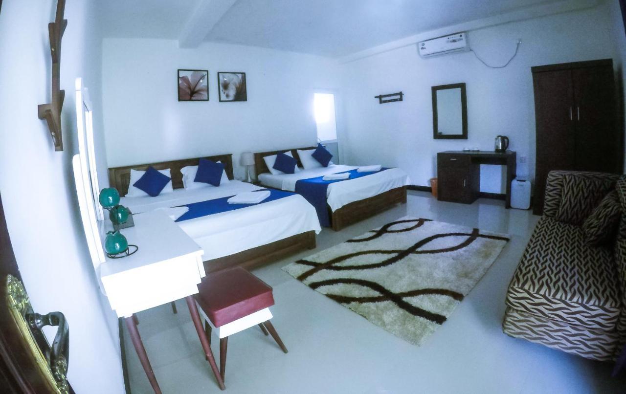 Mirissa Blue Whale Holiday Hotel Экстерьер фото