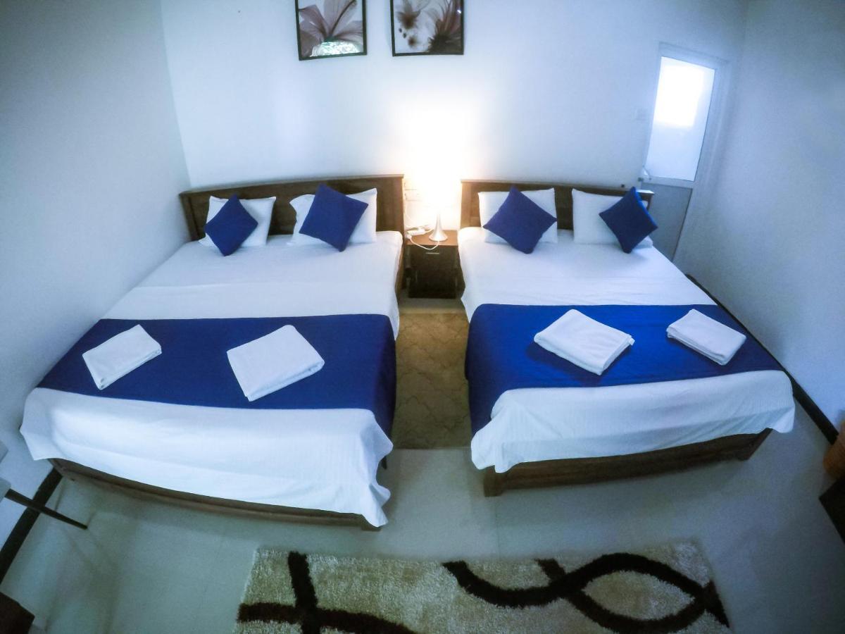 Mirissa Blue Whale Holiday Hotel Экстерьер фото