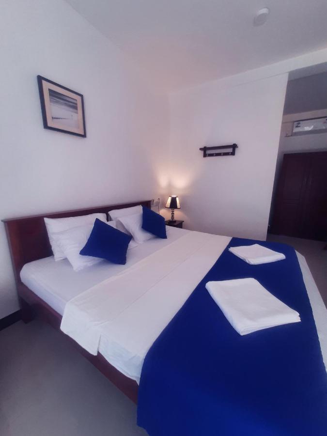 Mirissa Blue Whale Holiday Hotel Экстерьер фото