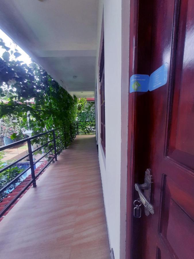 Mirissa Blue Whale Holiday Hotel Экстерьер фото